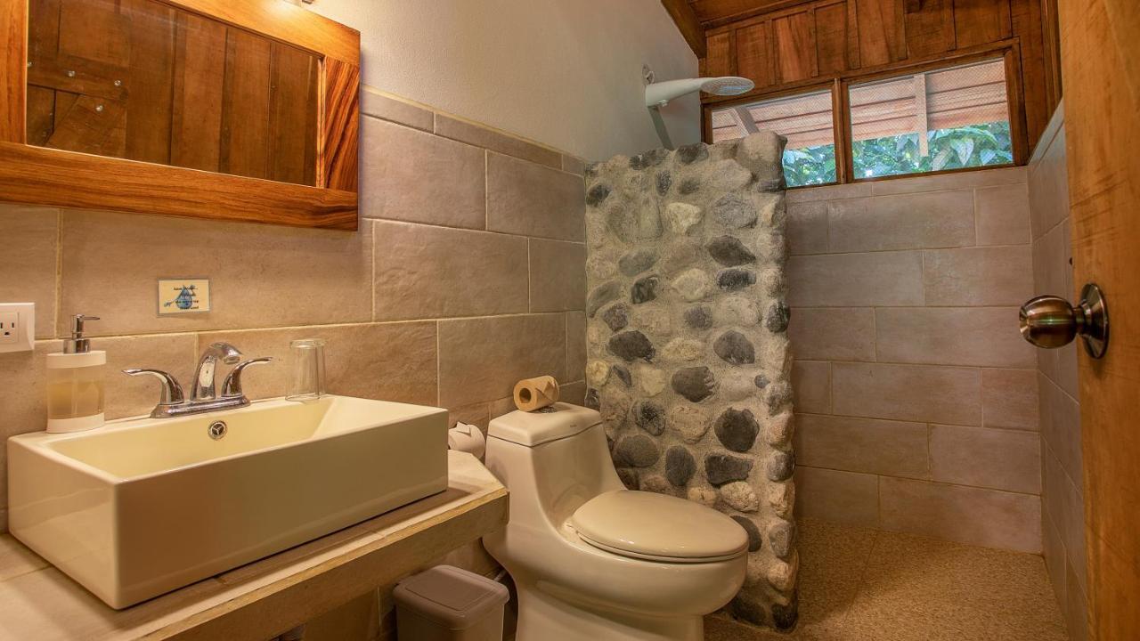 Esquinas Rainforest Lodge โกลฟิโต ภายนอก รูปภาพ